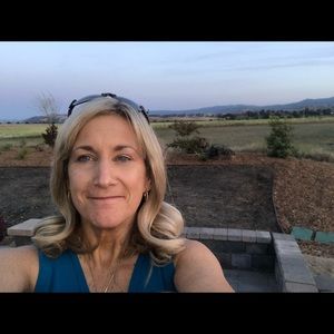 Meet your Posher, Paula